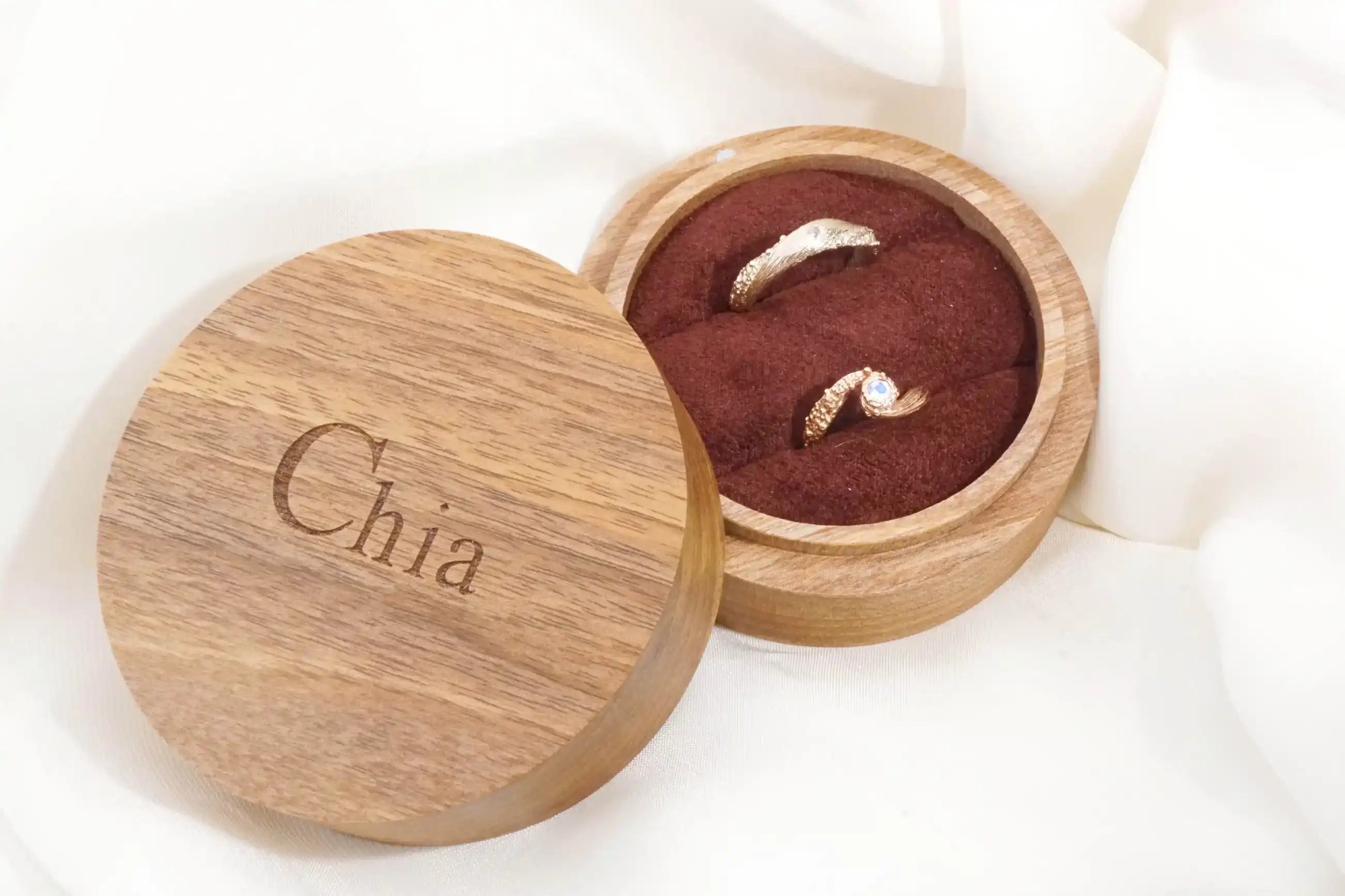 Chia Jewelry訂製月光石婚戒推薦分享,小宇宙設計款,你的夢想婚戒