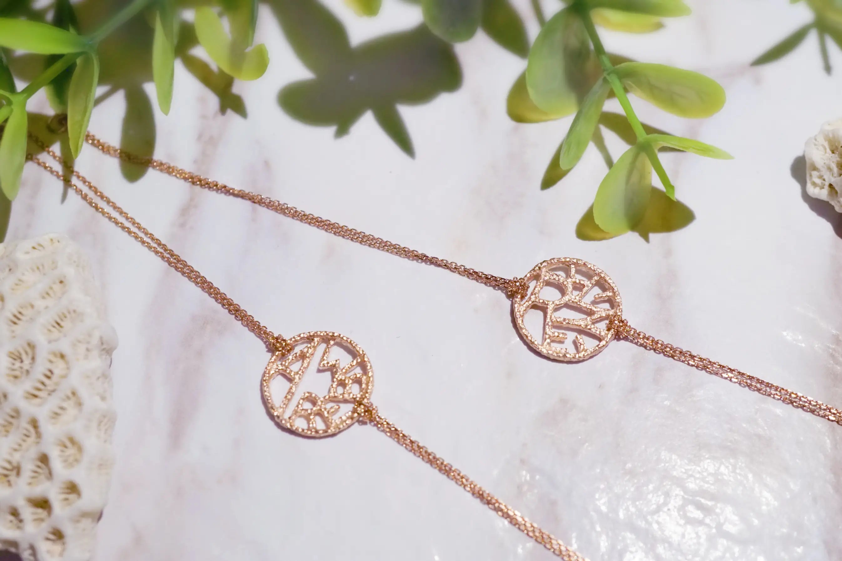 chia jewelry客製化姓名手鍊輕珠寶飾品，以14k玫瑰金製作，專屬情侶對鍊禮物