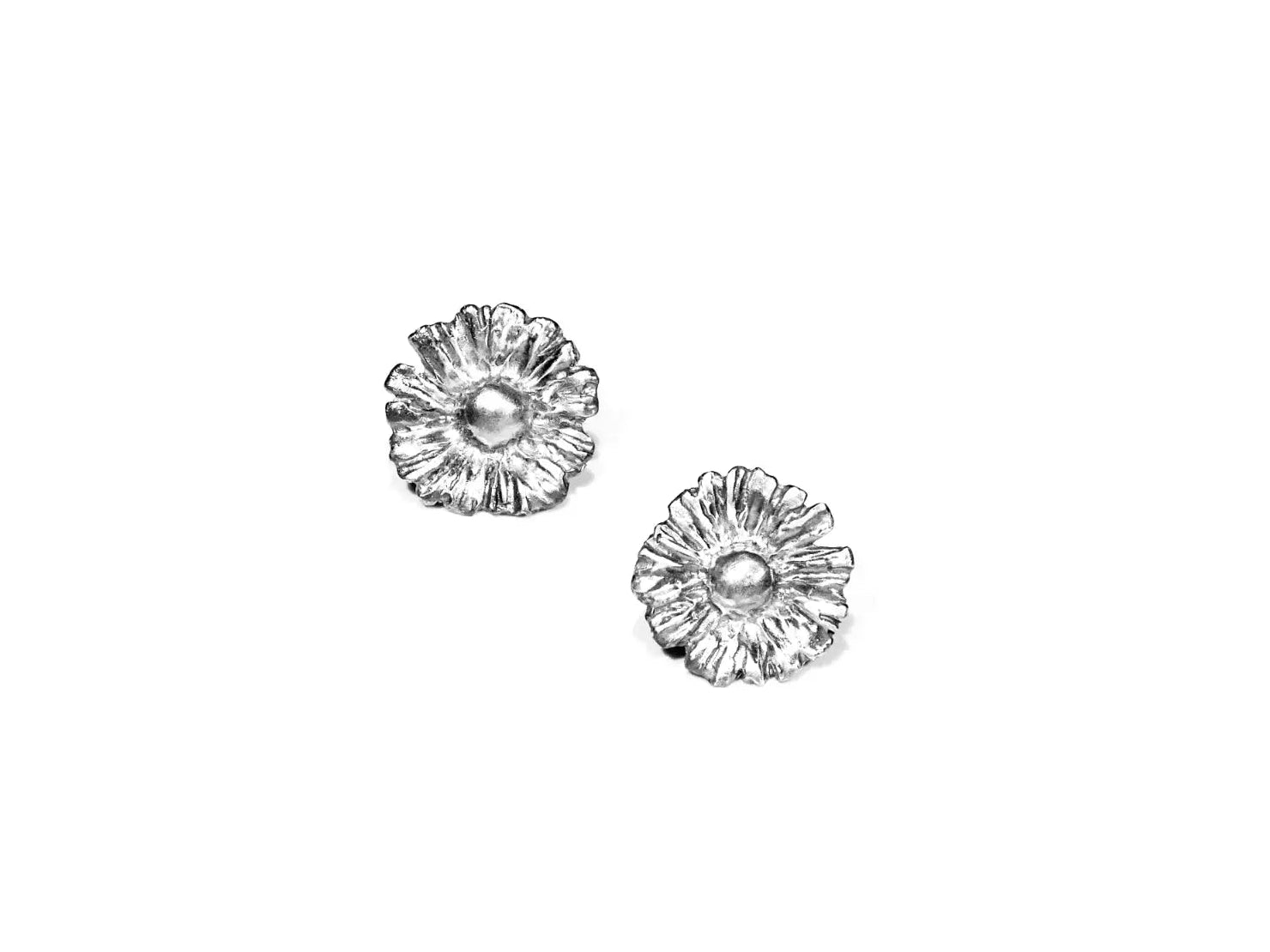 Chia Jewelry植物花朵銀飾系列，小雛菊925純銀耳針耳環